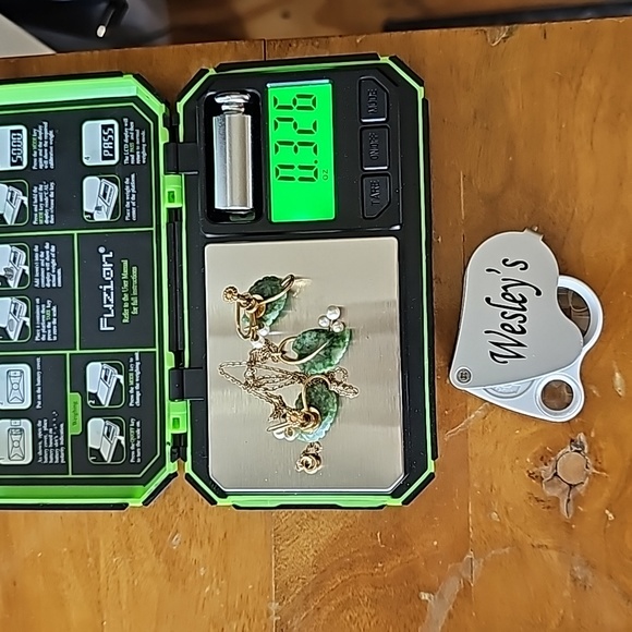 VINTAGE Krementz Necklace and Screw Back Earrings - Picture 13 of 15